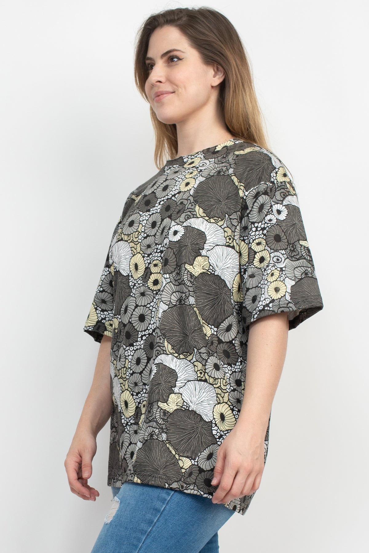 Mushroom Raw Edge Collar T-Shirt