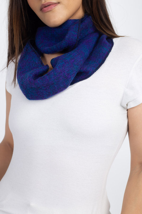 Women's soft Infinity Winter scarf